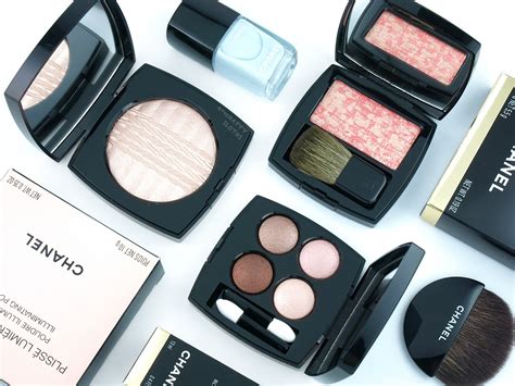 chanel spring 2017 makeup swatches|Round.